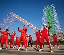 塞外雄鲨队小胜瓯越山猫队，F1公开赛上演裁判判罚引热议！黑马成最大惊喜